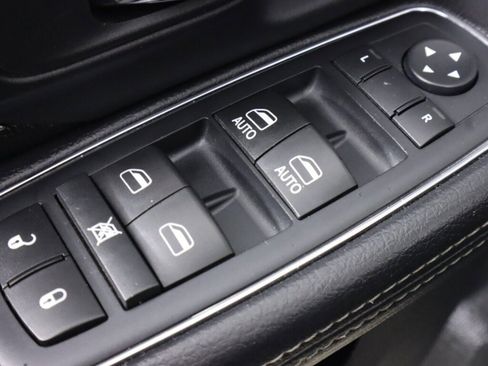 Used 2017 RAM 1500 Sport w/ Black Ram 1500 Sport Group image 29