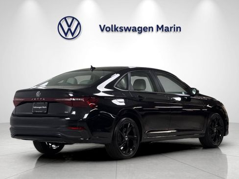 New 2026 Volkswagen Jetta SE FWD image 5