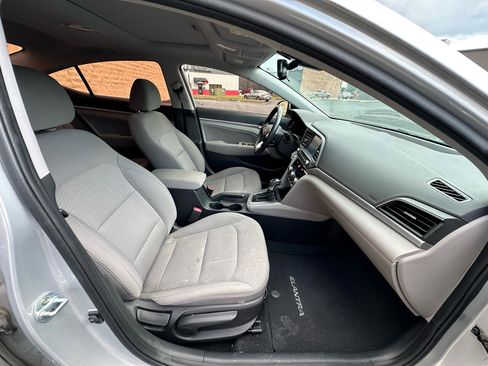 Used 2019 Hyundai Elantra Value Edition image 11