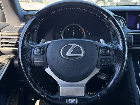 Used 2017 Lexus IS 200t image 12