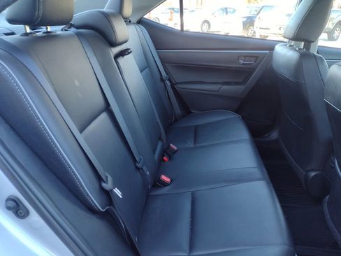 Used 2016 Toyota Corolla S Premium image 17