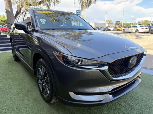 Used 2018 MAZDA CX-5 Touring w/ Preferred Equipment Package FWD image 3