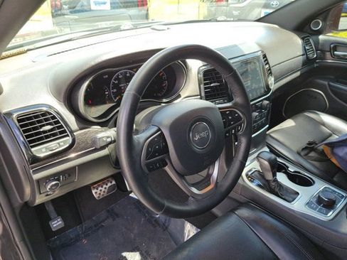 Used 2019 Jeep Grand Cherokee High Altitude AWD/4WD image 18