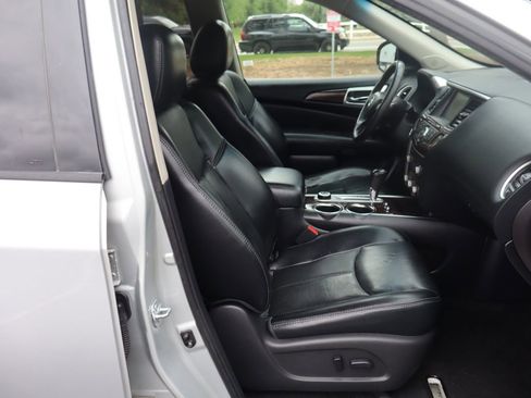 Used 2016 Nissan Pathfinder Platinum AWD/4WD image 24