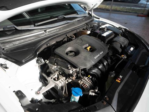 Used 2019 Hyundai Veloster 2.0 Premium image 31