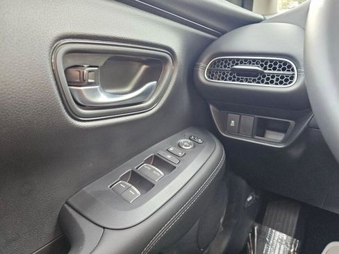New 2026 Honda HR-V EX-L image 30
