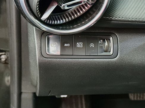 Used 2025 Chevrolet Equinox LT AWD/4WD image 17
