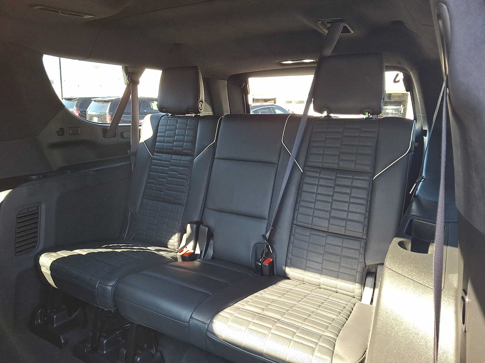 Certified 2024 Cadillac Escalade ESV Sport Platinum AWD/4WD image 10