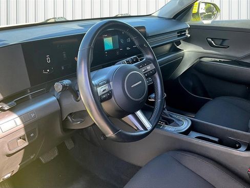 Used 2024 Hyundai Kona SEL image 4