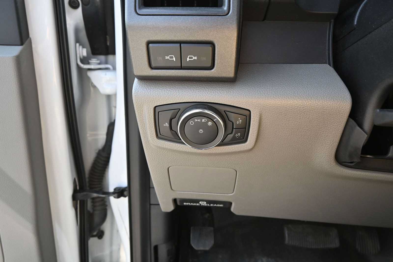 Used 2021 Ford F350 XL w/ Power Equipment Group AWD/4WD image 24