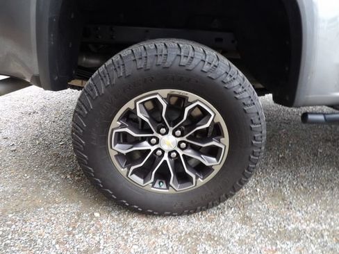 Used 2021 Chevrolet Colorado ZR2 AWD/4WD image 9