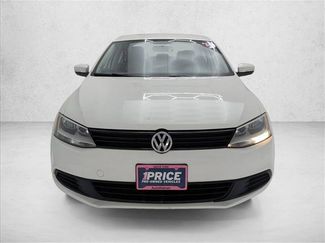 Used 2014 Volkswagen Jetta SE video 2