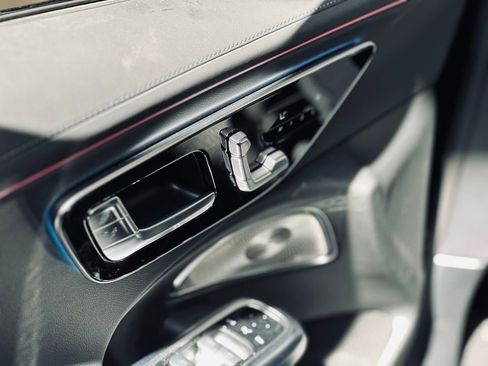 New 2026 Mercedes-Benz E 450 4MATIC Sedan image 2