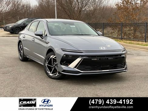 New 2026 Hyundai Sonata SEL image 1
