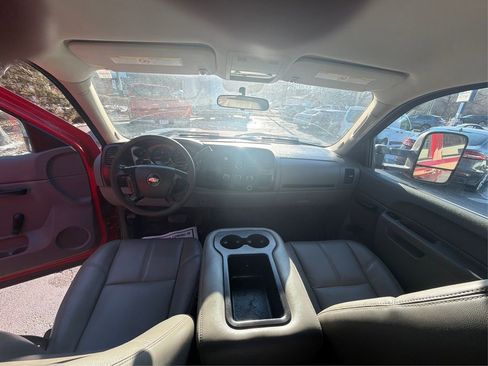 Used 2014 Chevrolet Silverado 2500 W/T image 39