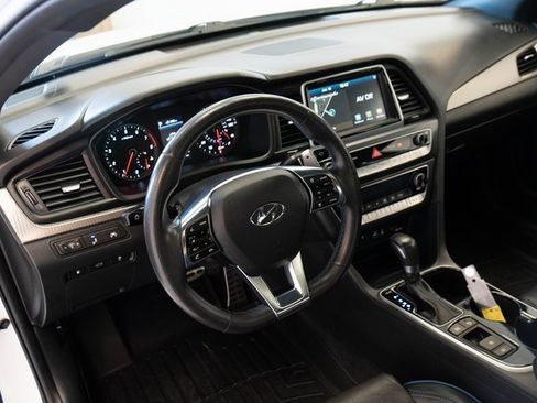 Used 2018 Hyundai Sonata Limited w/ Cargo Package image 3
