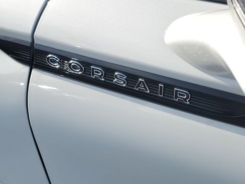 New 2026 Lincoln Corsair Premiere image 7