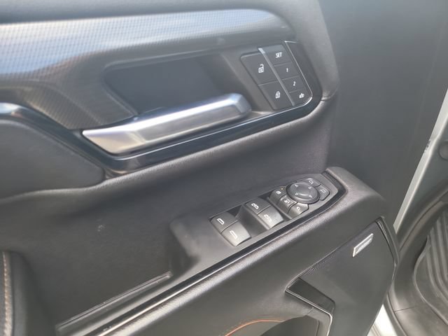 Used 2024 GMC Sierra 2500 AT4 w/ AT4 Premium Plus Package AWD/4WD image 17