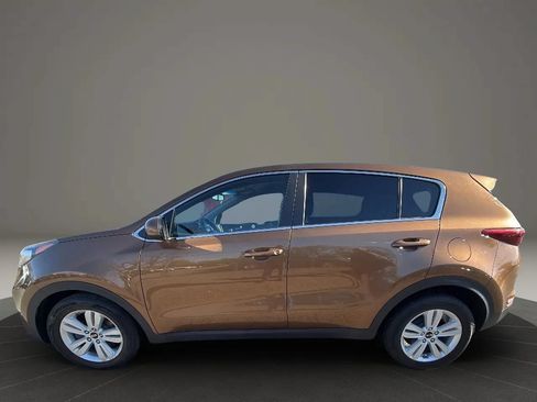 Used 2018 Kia Sportage LX FWD image 8
