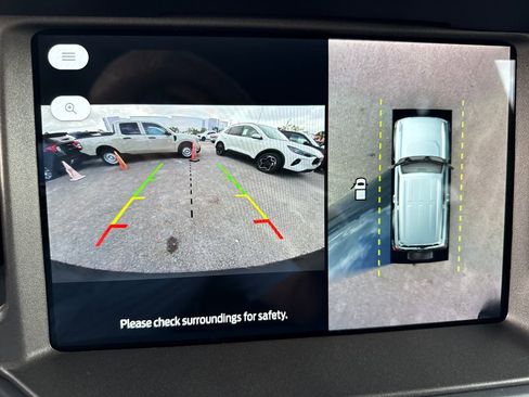 New 2025 Ford Bronco Badlands image 7