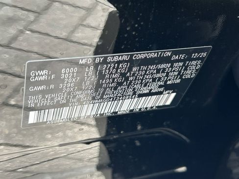 New 2026 Subaru Ascent Limited image 32