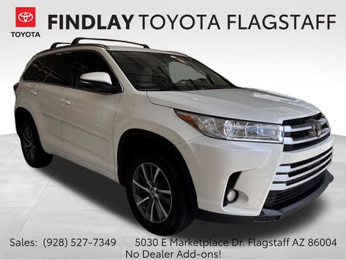 Used 2018 Toyota Highlander XLE FWD image 1