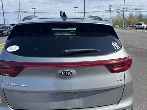 Used 2020 Kia Sportage EX w/ EX Technology Package AWD/4WD image 13