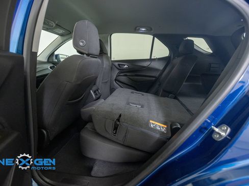 Used 2021 Chevrolet Equinox LT FWD image 27