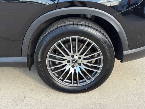 Used 2026 Mercedes-Benz GLC 300 4MATIC image 9