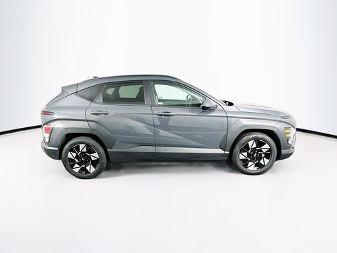 Used 2024 Hyundai Kona SEL image 10
