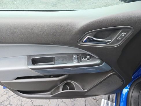 Used 2018 Chevrolet Colorado Z71 image 9