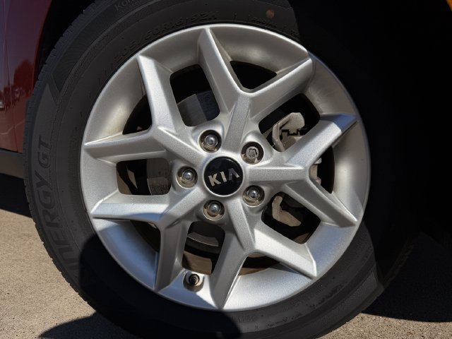 Used 2020 Kia Soul S FWD image 9