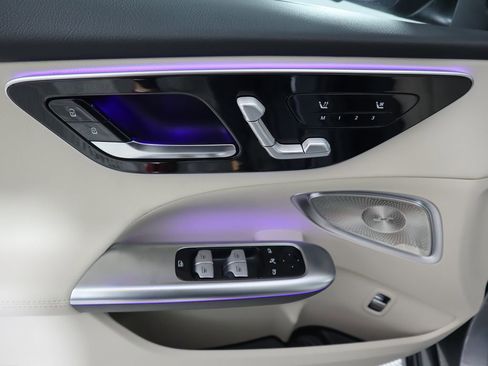 New 2025 Mercedes-Benz C 300 Sedan image 25