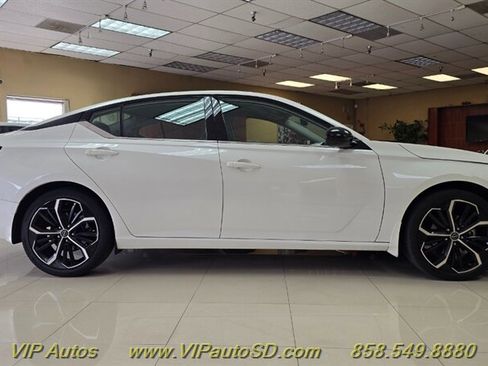Used 2023 Nissan Altima 2.5 SR image 5