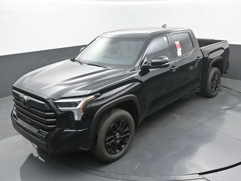 New 2026 Toyota Tundra Limited w/ Nightshade Package image 31