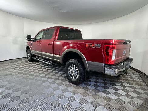 Used 2019 Ford F350 Lariat image 3