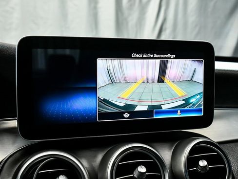 Used 2019 Mercedes-Benz C 300 Sedan image 28