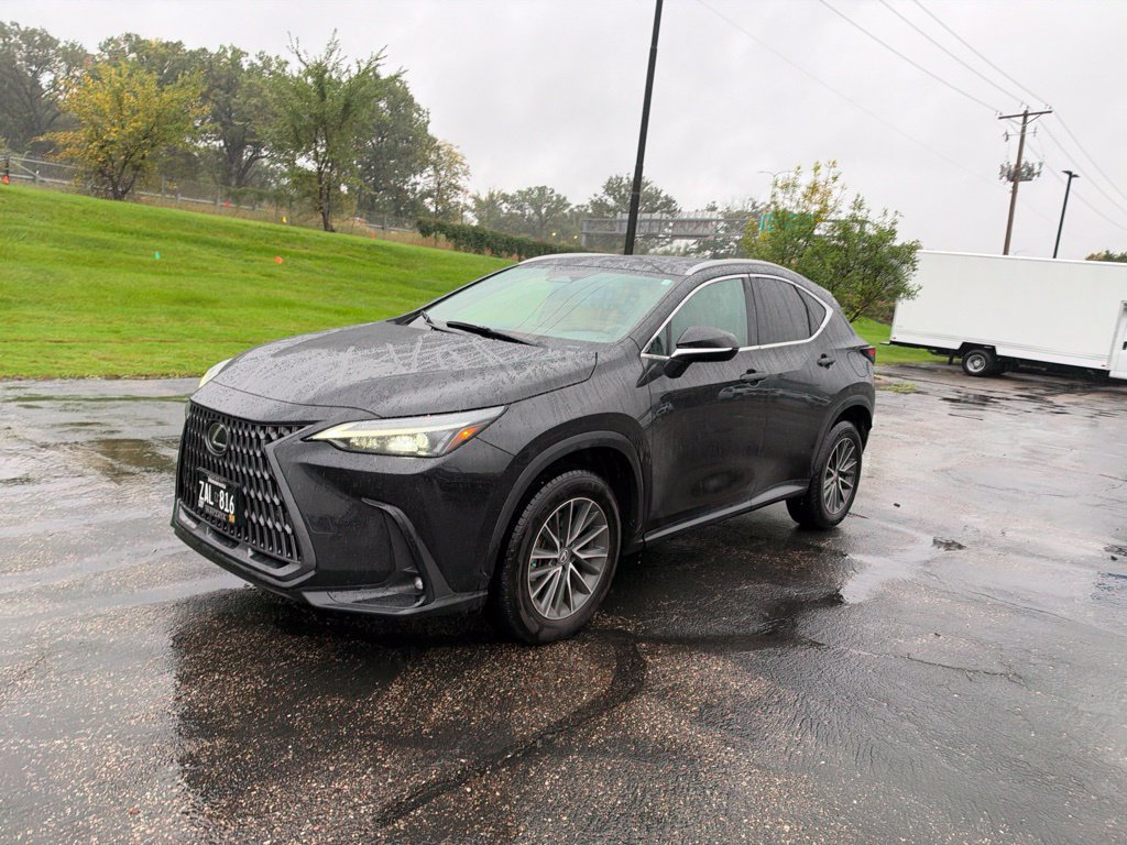 Used 2024 Lexus NX 350 AWD image 4