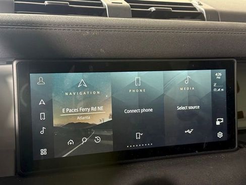 Used 2023 Land Rover Defender 110 S image 39