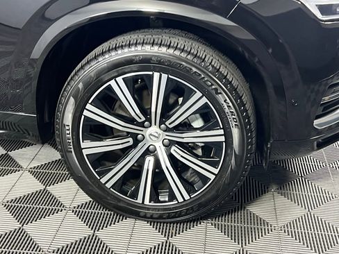 Used 2025 Volvo XC90 B6 Plus image 7