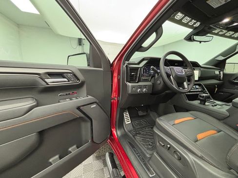 New 2025 GMC Sierra 1500 AT4 w/ AT4 Premium Package image 18