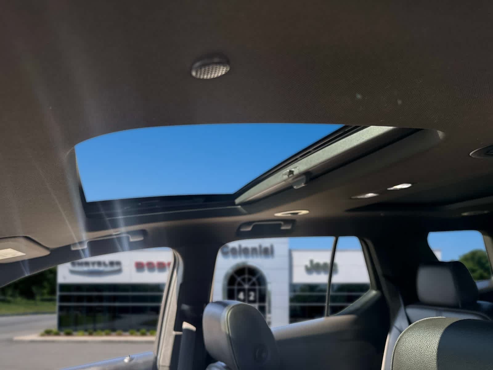 Used 2023 Chevrolet Traverse RS AWD/4WD image 24