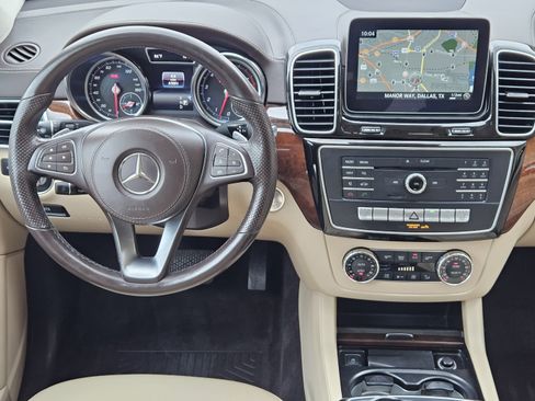 Used 2019 Mercedes-Benz GLS 450 4MATIC image 22