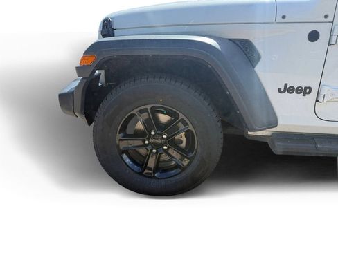 Used 2022 Jeep Wrangler Unlimited Sport AWD/4WD image 14