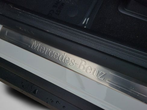 Certified 2026 Mercedes-Benz GLC 300 image 32