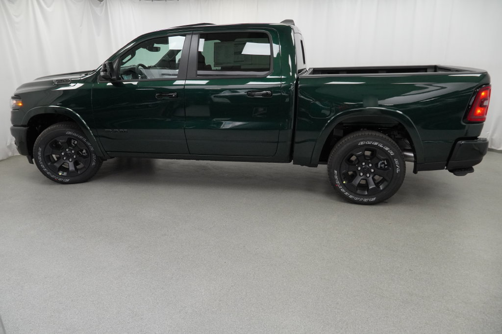 New 2026 RAM 1500 Big Horn AWD/4WD image 14