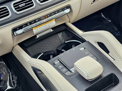 New 2026 Mercedes-Benz GLE 450 4MATIC image 32