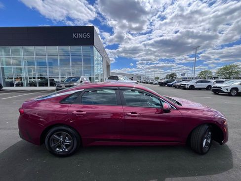 Used 2021 Kia K5 LX FWD image 2