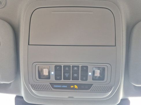 Used 2022 Ford Explorer Limited w/ Equipment Group 301A image 26