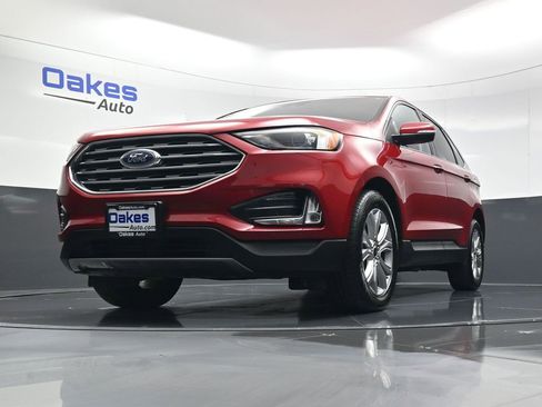 Used 2024 Ford Edge Titanium image 40